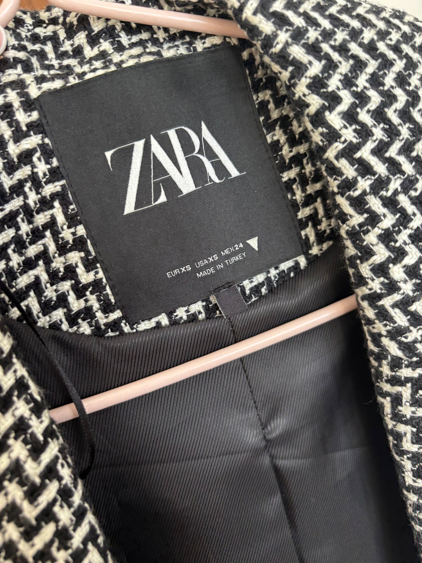 Cropped blazer