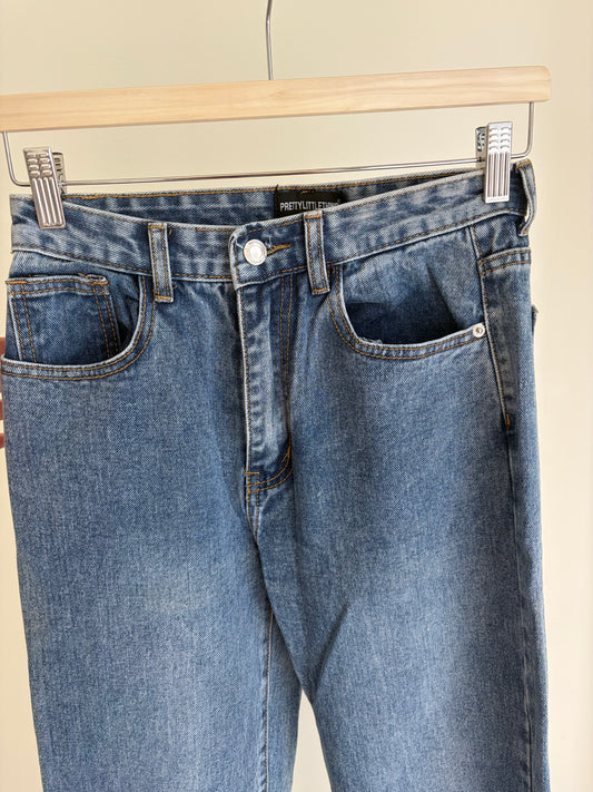 Blue Denim Jeans – Straight Fit