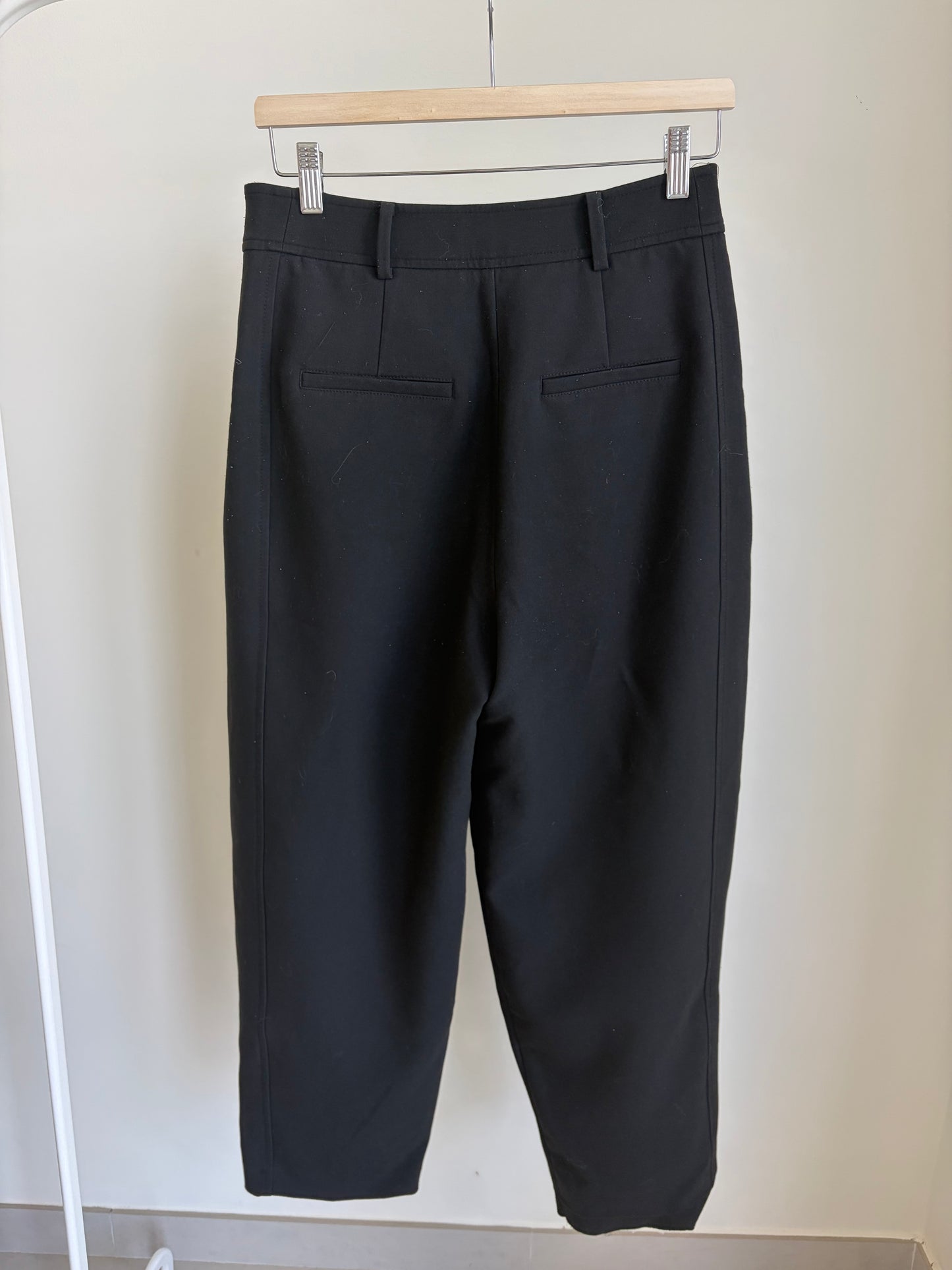 zara tailored barrel leg trousers