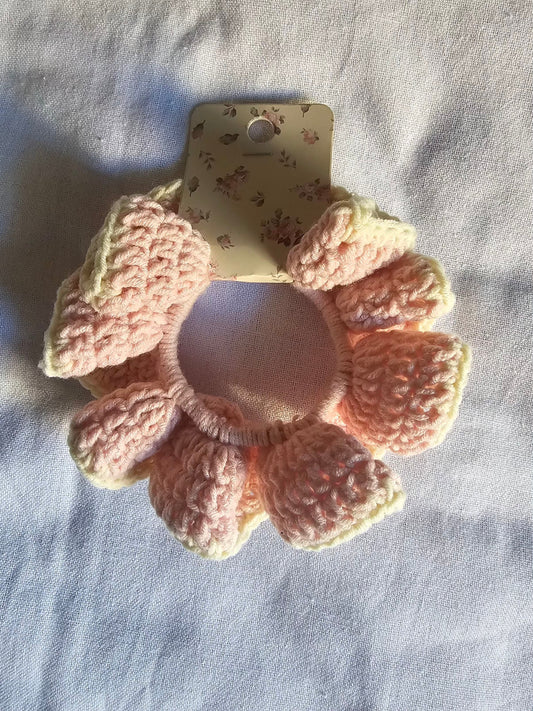 Crochet scrunchie (Pink)