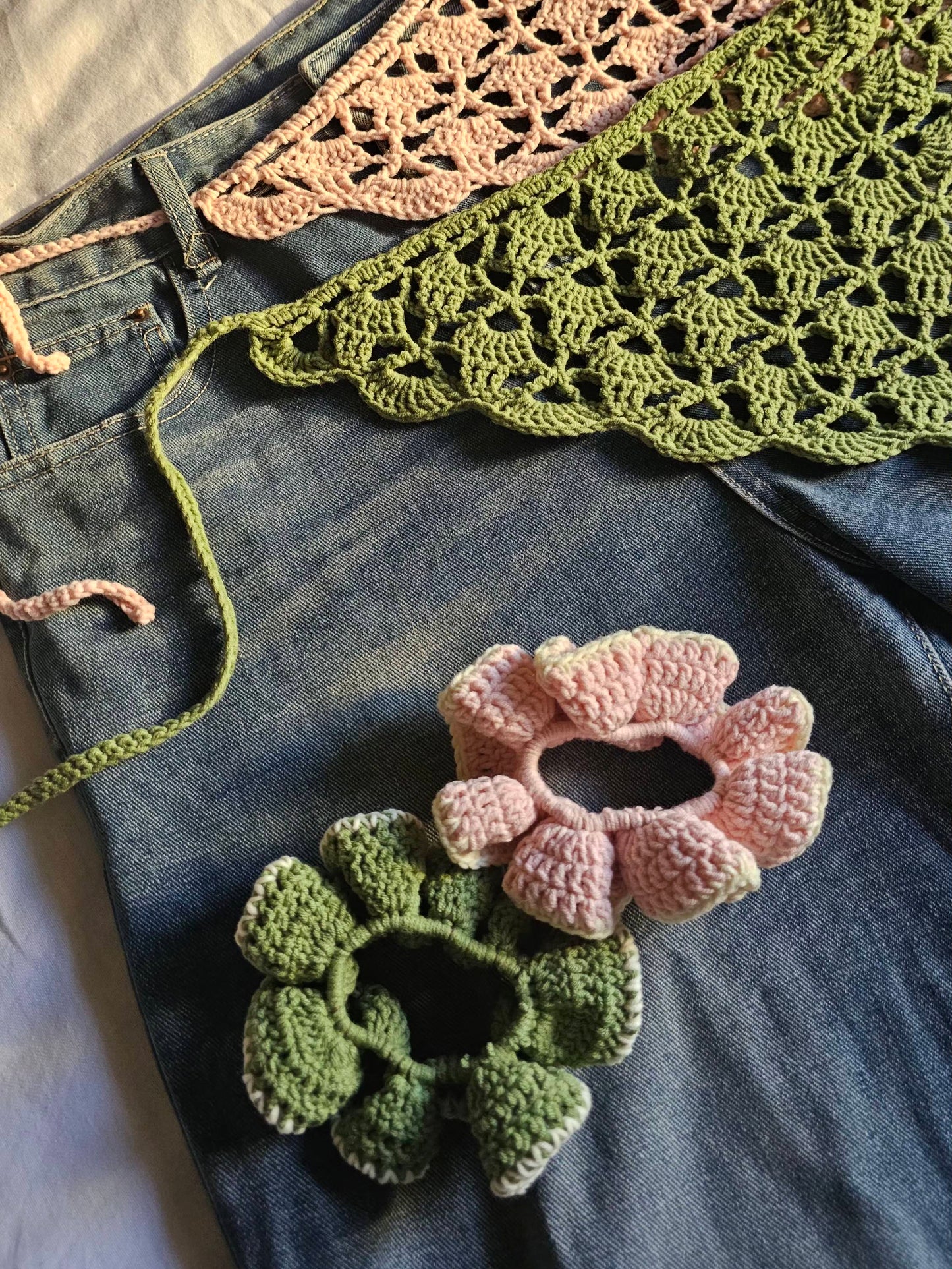 Crochet scrunchie (Pink)