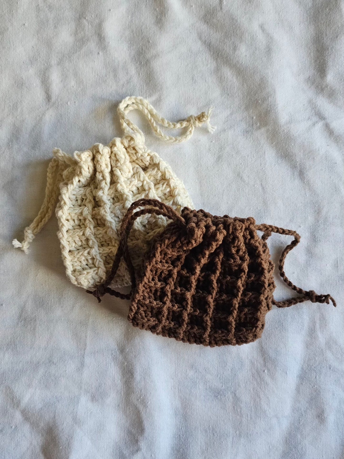 Waffle drawstring pouch (Brown)