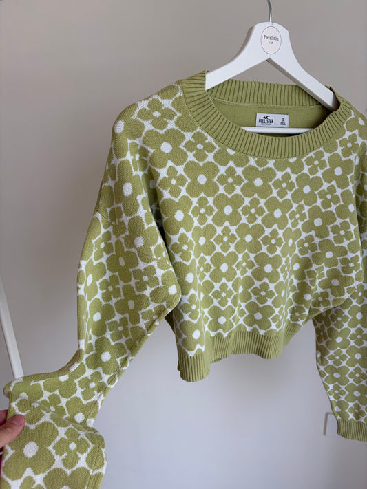 Hollister Floral Knit Cropped Sweater (Green & White)