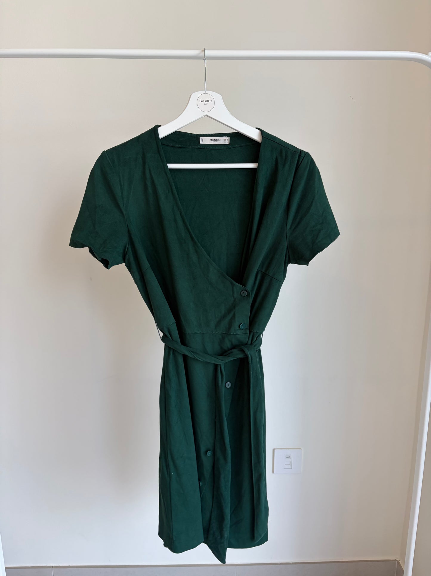 Green Wrap-Style Mini Dress – Mango