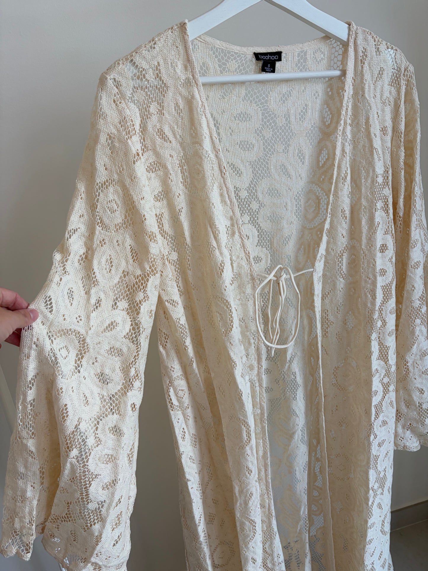 Cream Lace Kimono Cover-Up – Boohoo