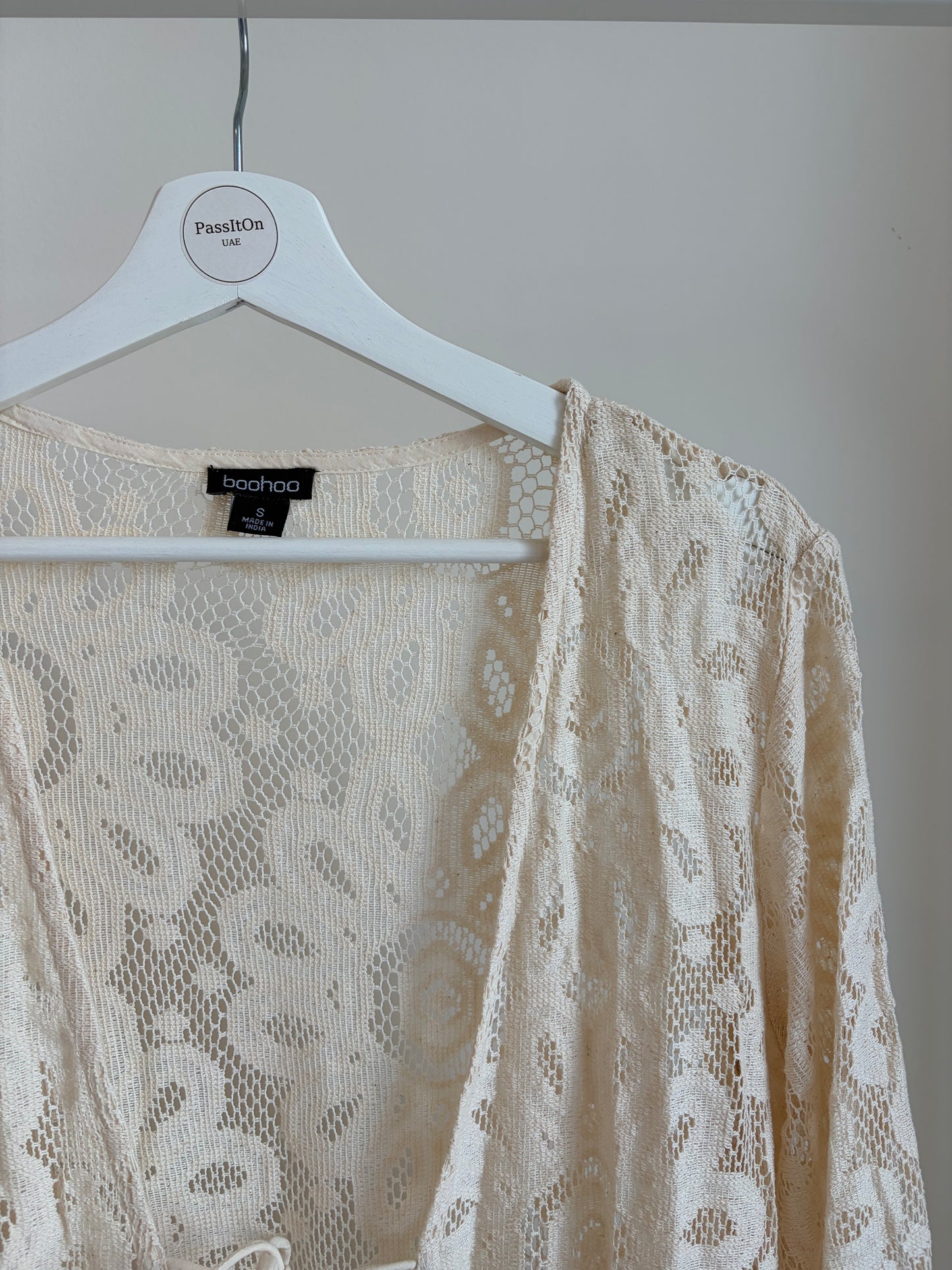 Cream Lace Kimono Cover-Up – Boohoo
