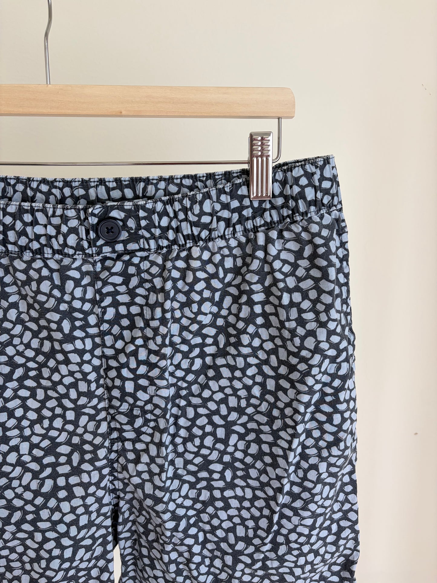 Black & Grey Patterned swim Shorts – Elastic Waist