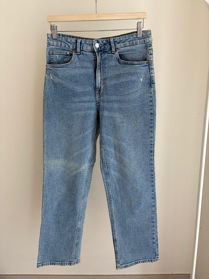 Light Wash Straight Leg Jeans