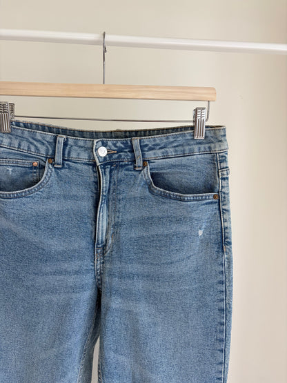 Light Wash Straight Leg Jeans