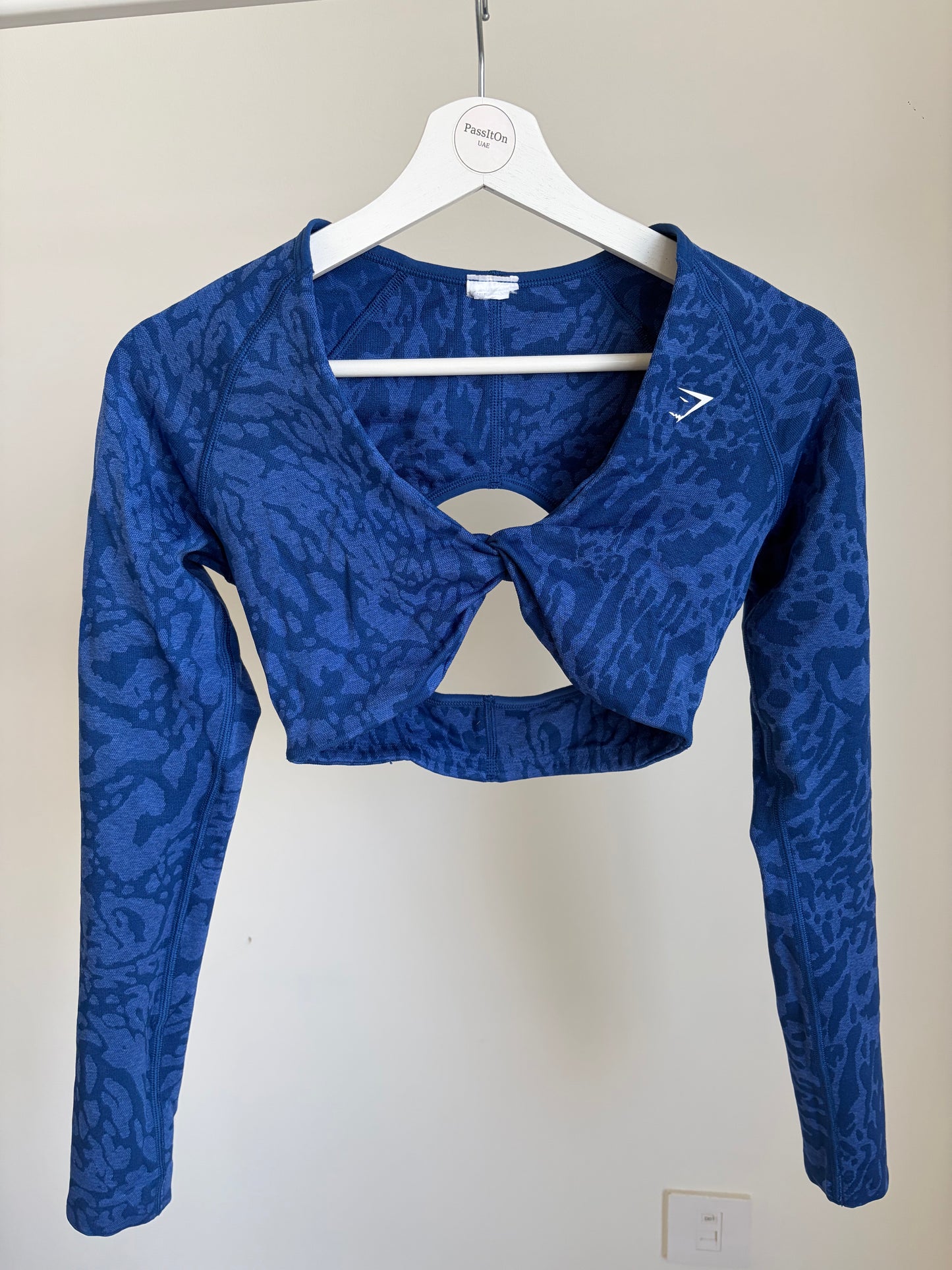 gymshark twist front shrug