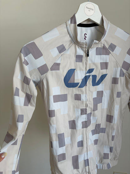 liv cycling jersey