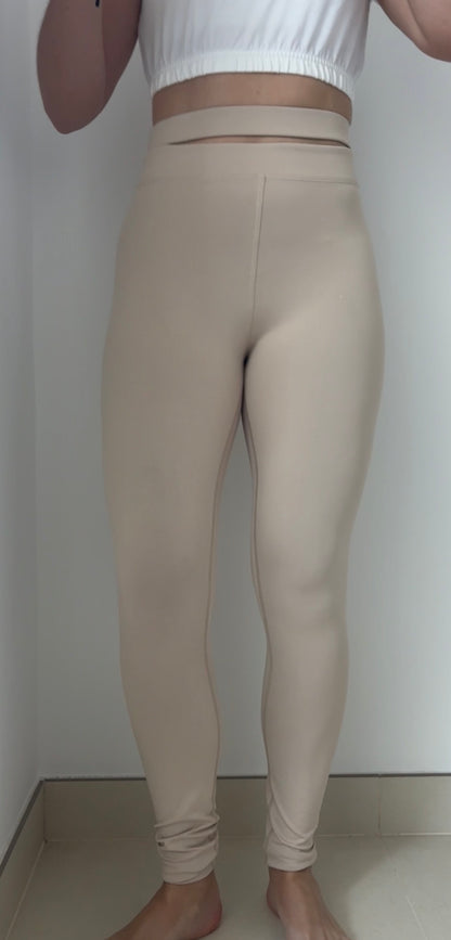 alo full length leggings with strap